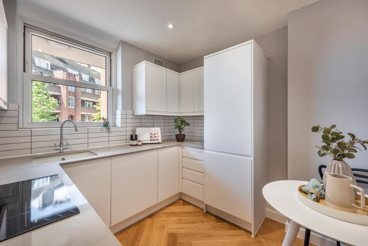 Superb 2 Bed Apartment Near Camden Town Free Wifi Лондон Екстер'єр фото
